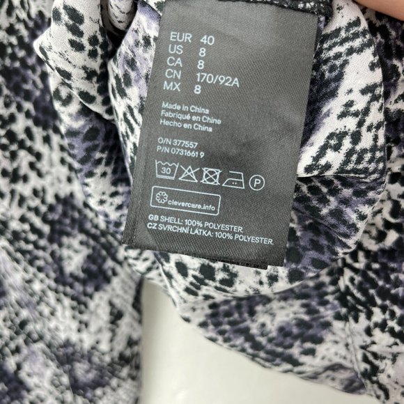 H&M DIVIDED Purple Snake Print Wrap Blouse Size 8 NWT - Picture 5 of 5